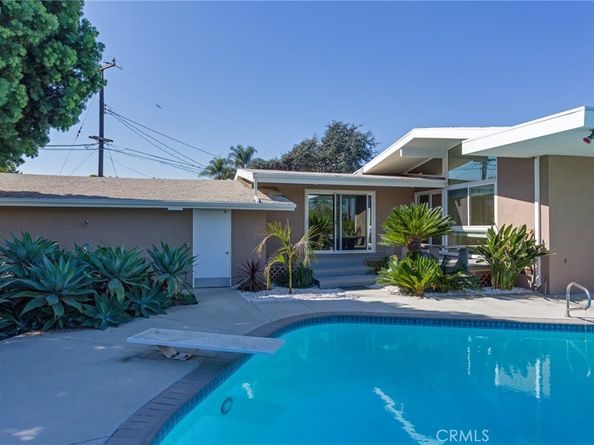 1340 Los Altos Avenue, Long Beach CA 90815