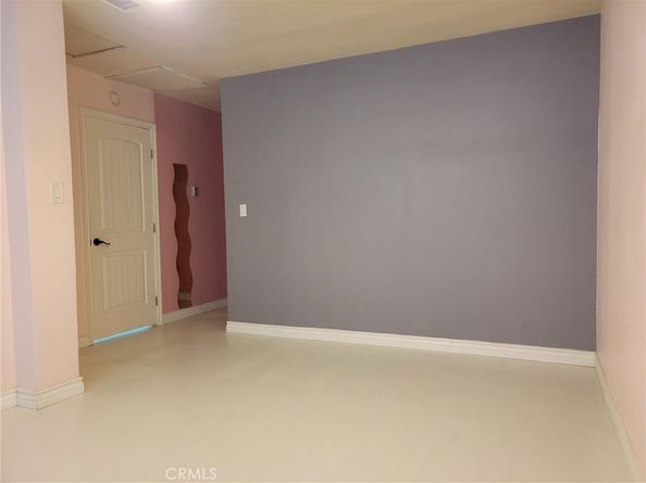 8402 Slater Avenue, Huntington Beach CA 92647