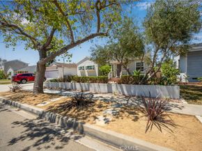 2839 Loomis Street, Lakewood CA 90712