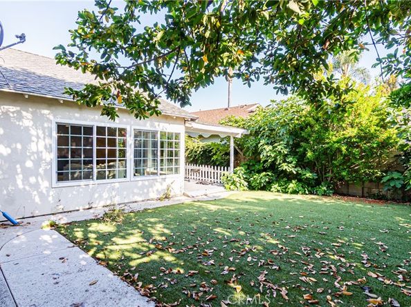 3375 Fuchsia, Costa Mesa CA 92626