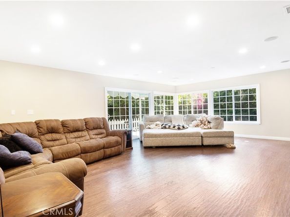 3375 Fuchsia, Costa Mesa CA 92626