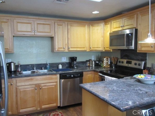 1382 El Dorado Dr., M3-10K, Seal Beach CA 90740