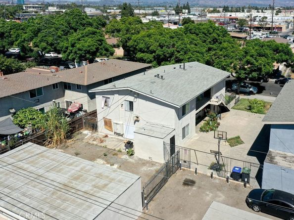 1714 Evergreen Street, Santa Ana CA 92707