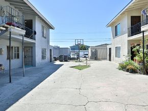 1714 Evergreen Street, Santa Ana CA 92707