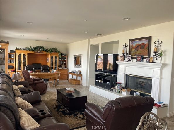2205 Starlight Lane, Signal Hill CA 90755
