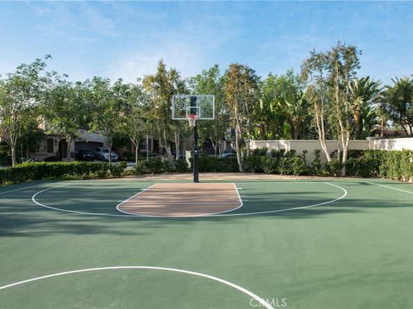 37 Triple Leaf, Irvine CA 92620