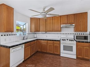 2860 Chestnut Avenue, Long Beach CA 90806