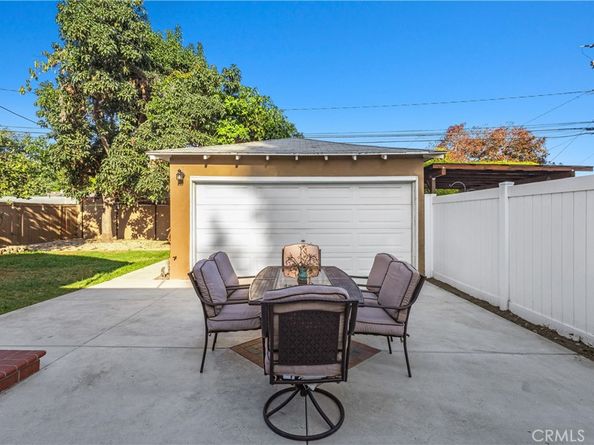 2860 Chestnut Avenue, Long Beach CA 90806