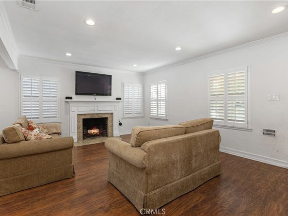 2860 Chestnut Avenue, Long Beach CA 90806