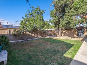 2860 Chestnut Avenue, Long Beach CA 90806