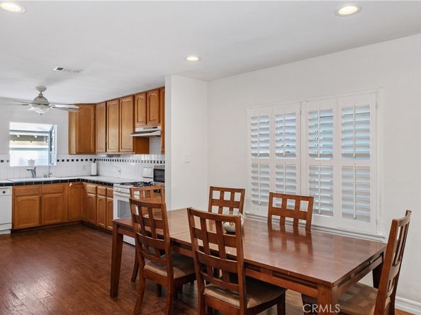 2860 Chestnut Avenue, Long Beach CA 90806