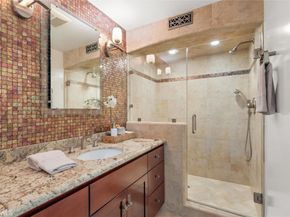 6301 E Bixby Hill Road, Long Beach CA 90815