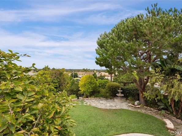 6301 E Bixby Hill Road, Long Beach CA 90815