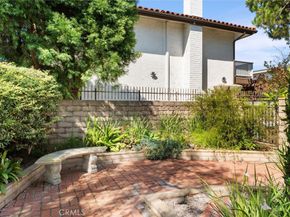 6301 E Bixby Hill Road, Long Beach CA 90815