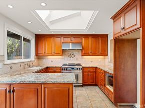 6301 E Bixby Hill Road, Long Beach CA 90815