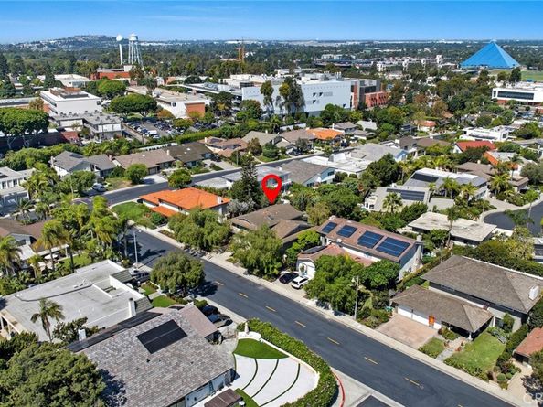 6301 E Bixby Hill Road, Long Beach CA 90815