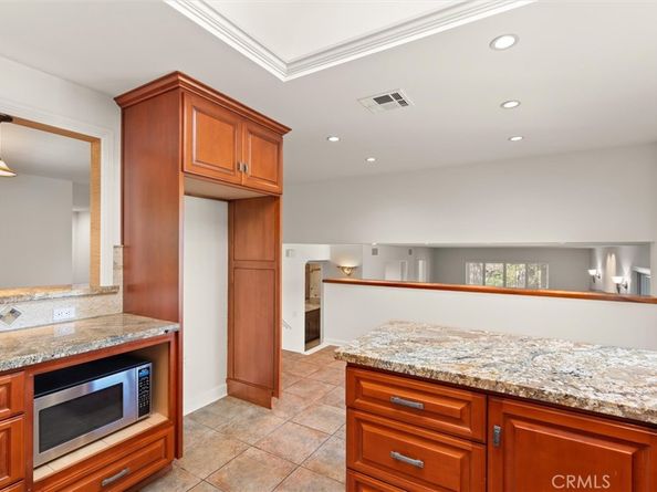6301 E Bixby Hill Road, Long Beach CA 90815