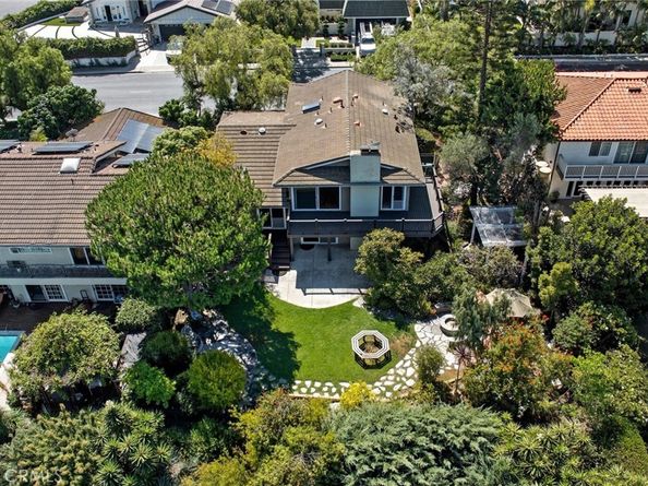 6301 E Bixby Hill Road, Long Beach CA 90815