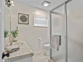 5233 Hersholt Avenue, Lakewood CA 90712