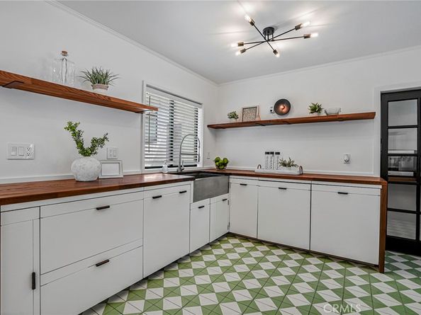 5233 Hersholt Avenue, Lakewood CA 90712
