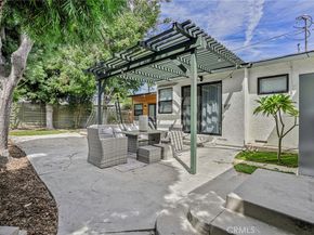 5233 Hersholt Avenue, Lakewood CA 90712