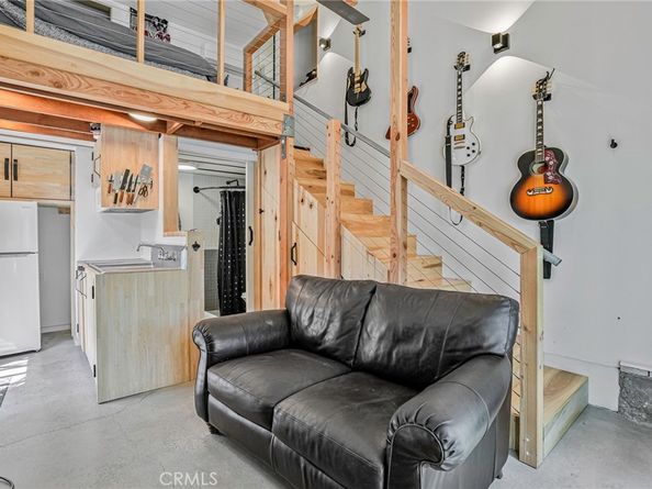 5233 Hersholt Avenue, Lakewood CA 90712