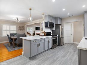 1030 W 19th Street, Santa Ana CA 92706