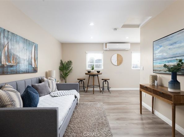 1030 W 19th Street, Santa Ana CA 92706