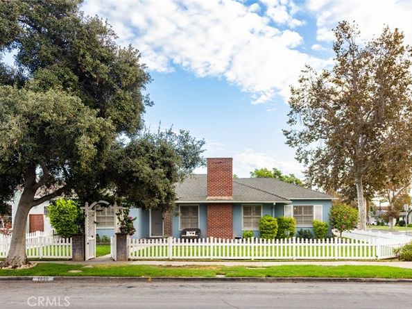 1030 W 19th Street, Santa Ana CA 92706