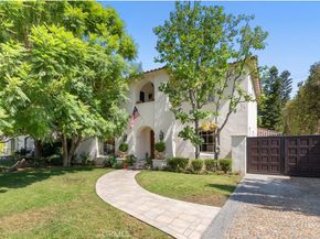 1811 N Flower Street, Santa Ana CA 92706