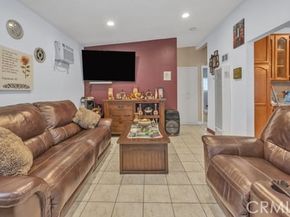 11609 208th Street, Lakewood CA 90715