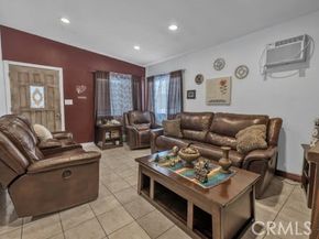 11609 208th Street, Lakewood CA 90715