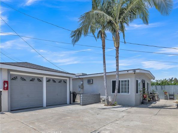 11609 208th Street, Lakewood CA 90715