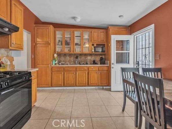 11609 208th Street, Lakewood CA 90715