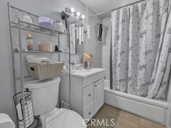 11609 208th Street, Lakewood CA 90715