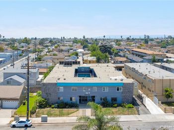 1212 W 107th Street