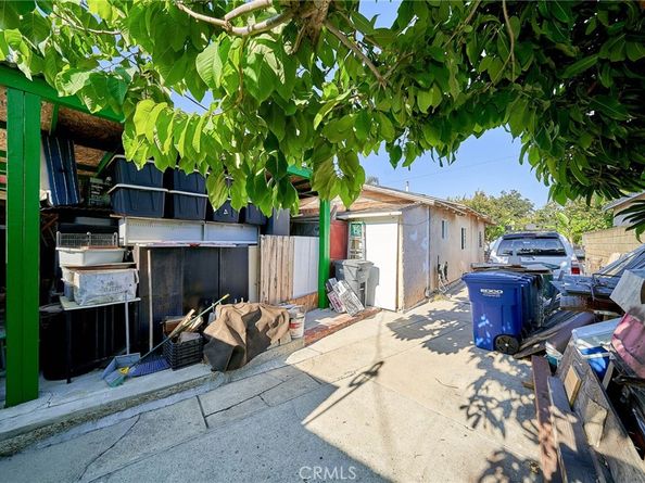 1845 Dawson Avenue, Signal Hill CA 90755