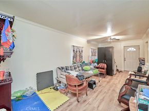 1845 Dawson Avenue, Signal Hill CA 90755