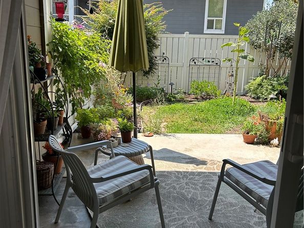16 Abbey Lane 332, Aliso Viejo CA 92656