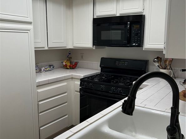 16 Abbey Lane 332, Aliso Viejo CA 92656