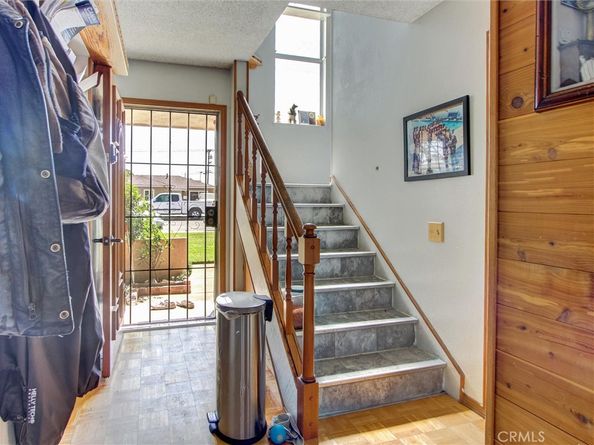 10552 Royal Oak Way, Stanton CA 90680