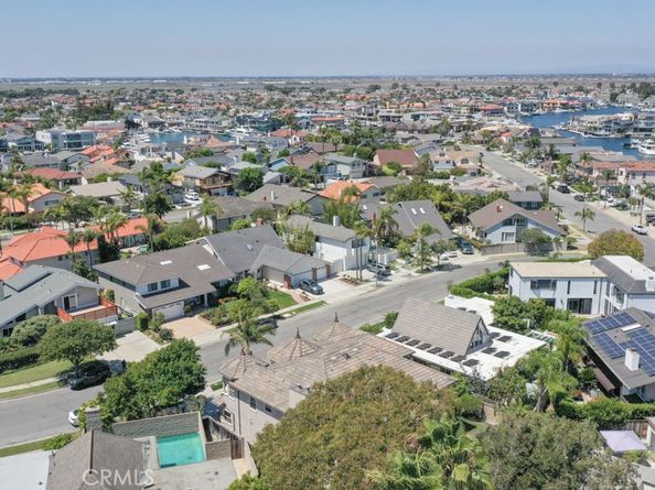 16802 Kamalii Drive, Huntington Beach CA 92649