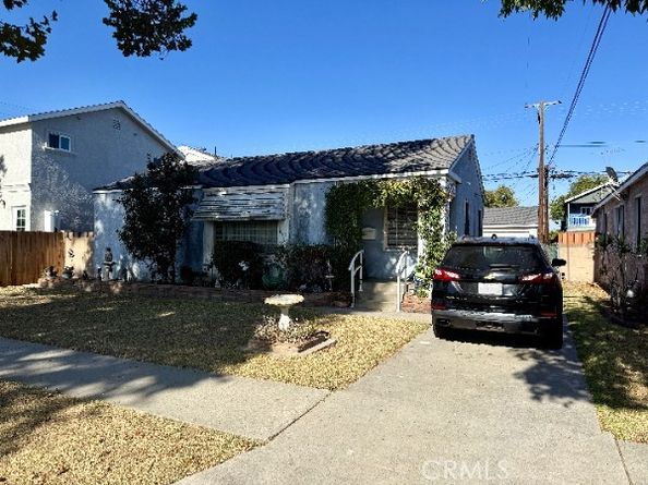 5968 Blackthorne Avenue, Lakewood CA 90712