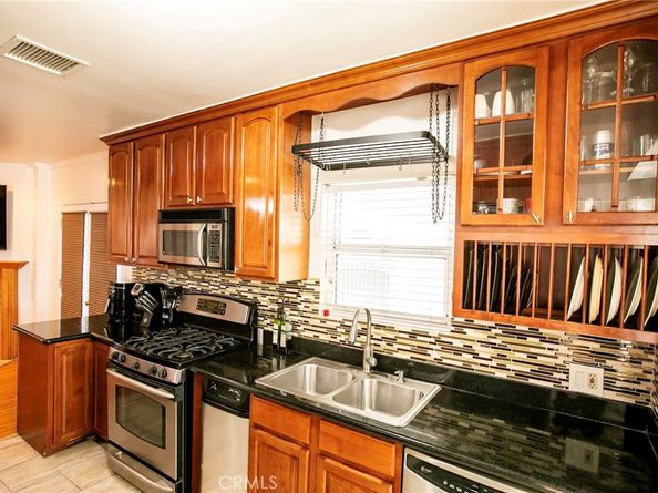 121 W Fairview, Inglewood CA 90302