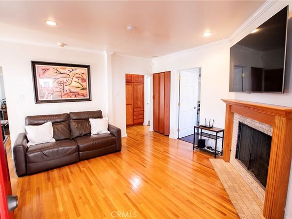 121 W Fairview, Inglewood CA 90302
