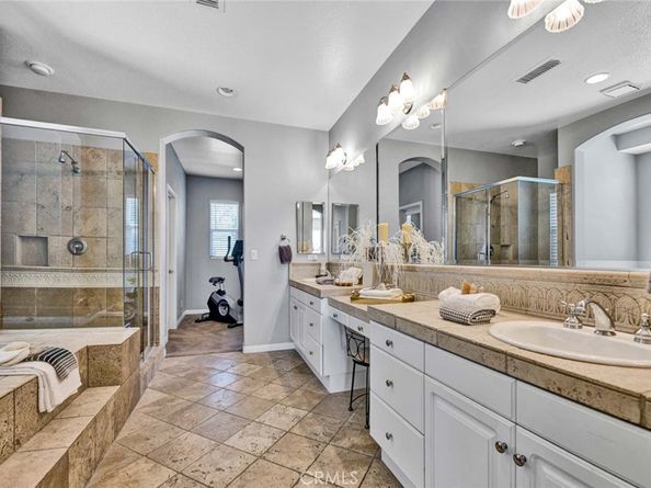 2710 E Vista Ridge, Orange CA 92867