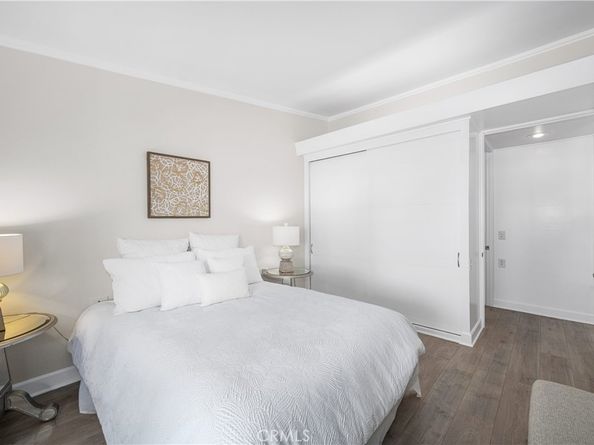 1461 Monterey 28E, Seal Beach CA 90740