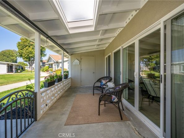 1461 Monterey 28E, Seal Beach CA 90740
