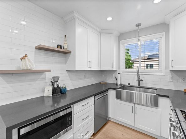 601 W Southgate Avenue, Fullerton CA 92832