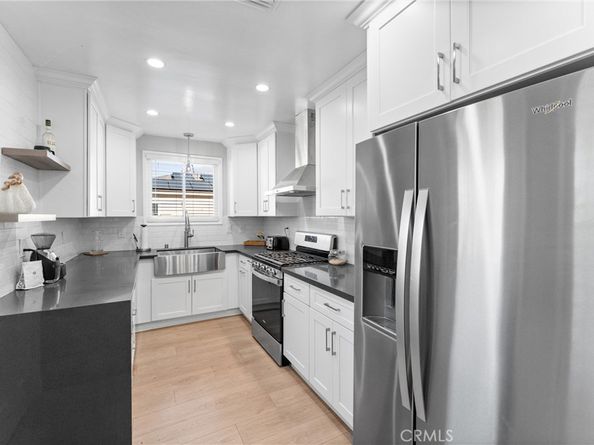 601 W Southgate Avenue, Fullerton CA 92832
